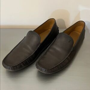 Tod's Tan Leather Shoes